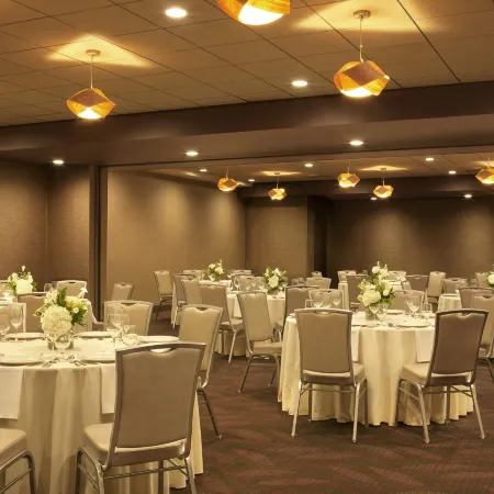 The Broadway Columbia - a DoubleTree by Hilton