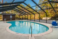 Red Roof Inn & Suites Pensacola East - Milton - Parking