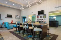 Hampton Inn & Suites Adairsville-Calhoun Area - Pet friendly