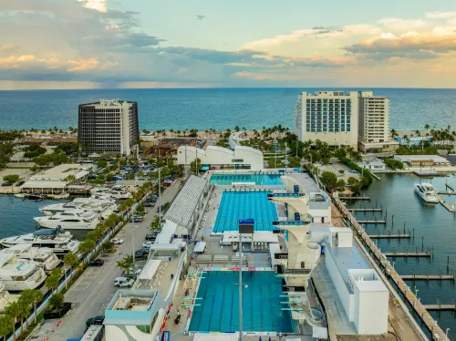 Hotel Maren Fort Lauderdale Beach, Curio Collection by Hilton - Infinity Pools