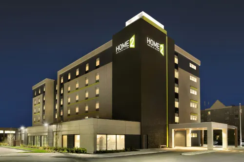 Home2 Suites by Hilton Milton Ontario - parking