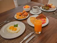 DoubleTree by Hilton Trujillo - breakfast