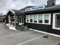 Førde Pensjonat - Homestays