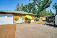 Fish, Raft & Hike: Southwest OR Couples Retreat! - 3-Star