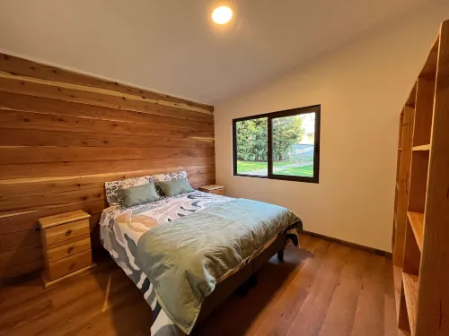 Cypress Cabin - Riverside Hot Tub & Wood Stove - 2-Star