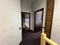 Hotel "Peak" - 2 星級