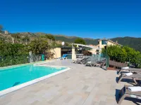 Viola (Vlo203) - Pools
