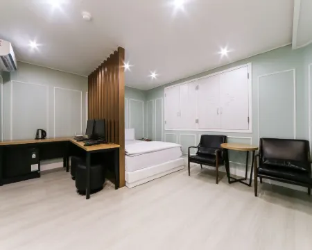 Gyeongsan Love Way Hotels in Gyeongsan-si