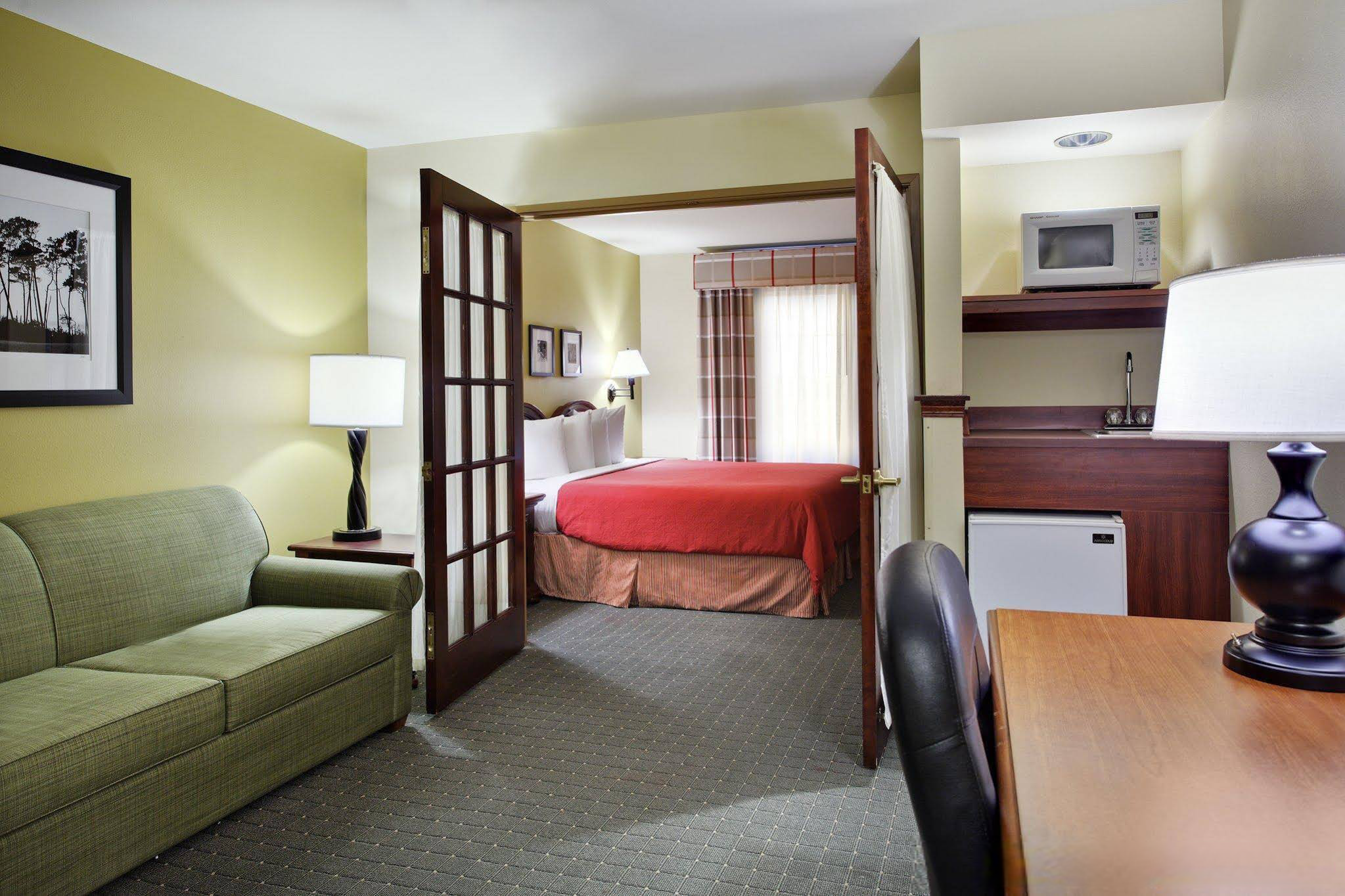 Country Inn & Suites by Radisson, Omaha Airport, IA