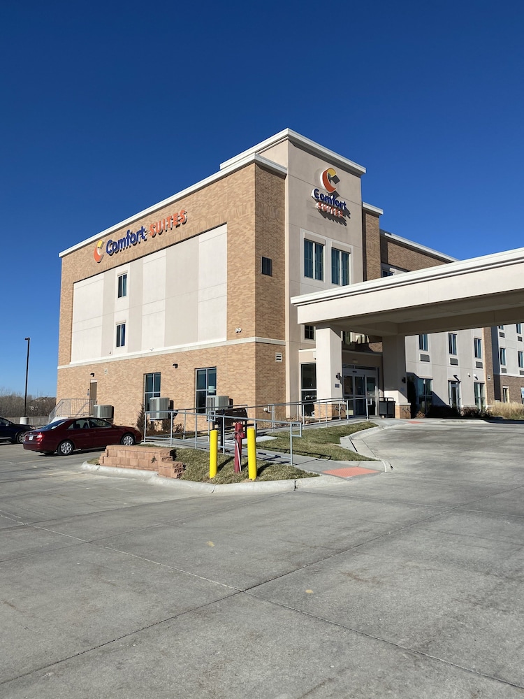 Comfort Suites West Omaha