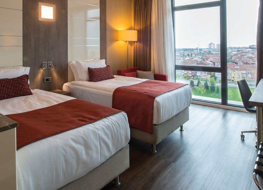 Ramada Encore Istanbul Bayrampasa