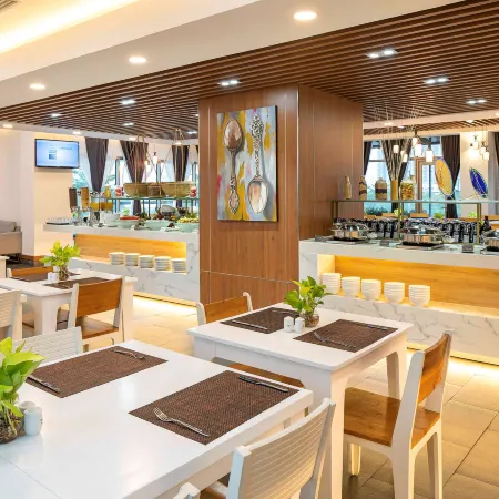 Ibis Saigon South Отели рядом с достопримечательностью «Район 7»