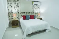 Malecon Premium Rooms - Homestays