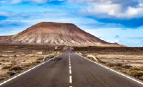 Villa with Pool Overlooking the Atlantic Ocean and Parque Holandes.