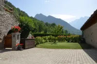 Appartamento Con Giardino Các khách sạn ở 