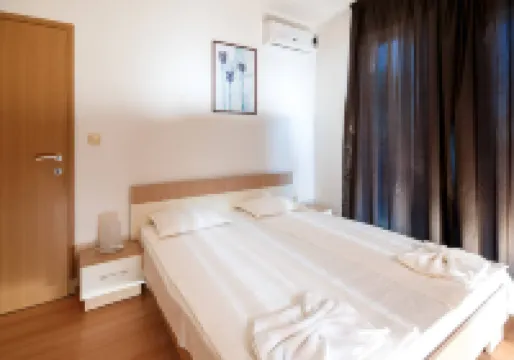 Seaside Garden Apartment with 2 Br for up to 5 Pax