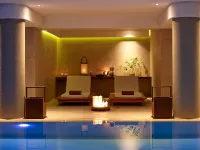 The Ixian Grand & All Suites - piscina