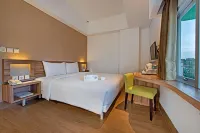 Whiz Prime Hotel Basuki Rahmat Malang Hotel dekat Masjid Ibnu Sina