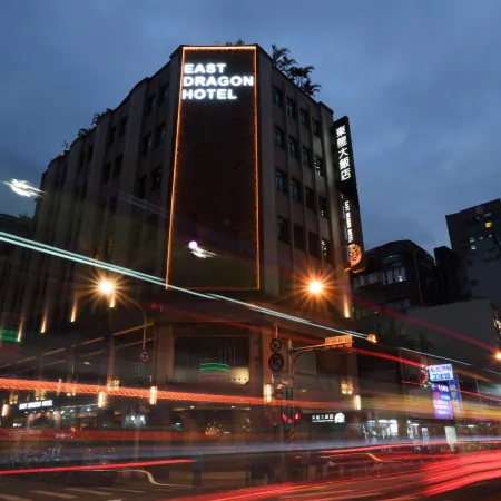 East Dragon Hotel Отели рядом с достопримечательностью «Президентский дворец»