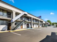 Knights Inn Trevose Hotels in Bucks County