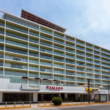 Ramada by Wyndham Acapulco Hotel & Suites
