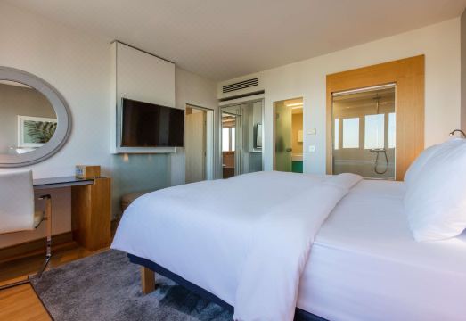 Hotel Comparison