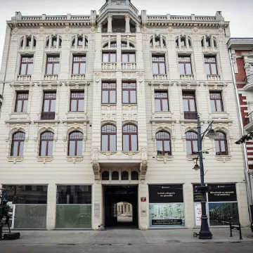 Apartstate on Piotrkowska 37 - Housity