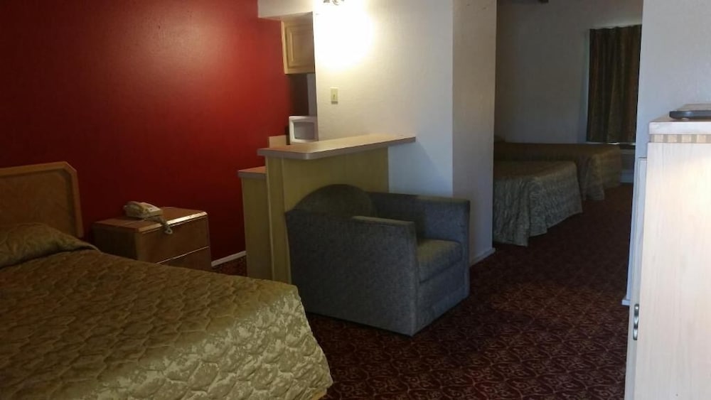 Executive Inn and Suites Waxahachie