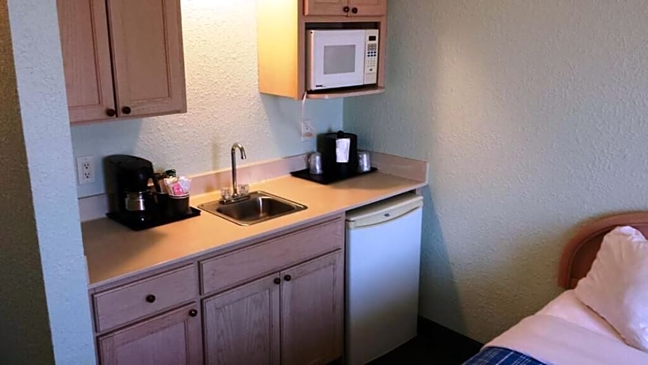 Cocoa Beach Suites Hotel