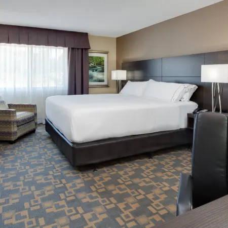 Holiday Inn Express & Suites FREDERICTON by IHG