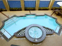 Holiday Inn Express & Suites SAN ANTONIO RIVERCENTER AREA by IHG Hotels near Fairchild Park