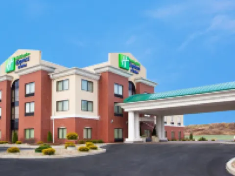 Holiday Inn Express & Suites FRANKLIN - OIL CITY by IHG Hotels in Venango County