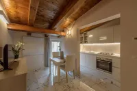 Marie Claire Apartments & Spa