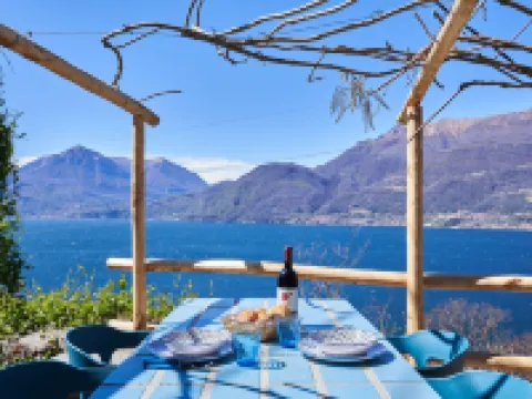 Mamo Hotels in Bellano