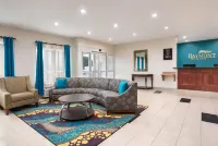 Spark by Hilton Evansville East, IN Hotels in Ohio Township