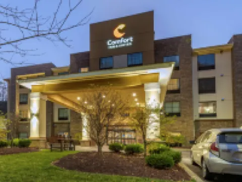 Comfort Inn & Suites Pittsburgh South Hotels in Pittsburgh