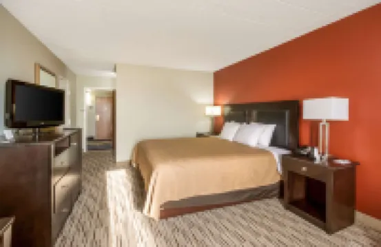 Exton Hotel and Conference Center Hotels in Uwchlan Township