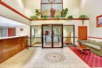 Days Inn & Suites by Wyndham Louisville SW Hotels in Shively