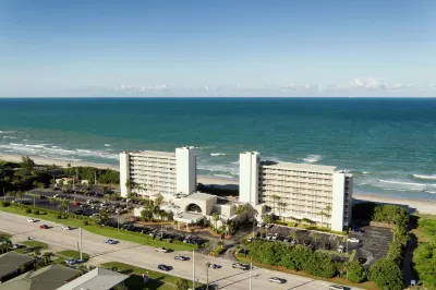 DoubleTree Suites by Hilton Melbourne Beach Oceanfront Hôtels à proximité de : Ocean View Fitness