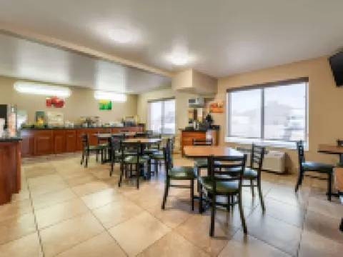 Quality Inn & Suites Limon Hoteles en Limón