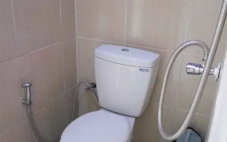 Family Stay Beach View at Omah Sundak 3 Отели в г. Tepus