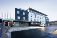 Premier Inn Inverness West - parking
