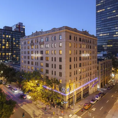 Hotel Ändra Seattle MGallery Collection Отели рядом с достопримечательностью «Эстакадная линия монорельса в Сиэтле»