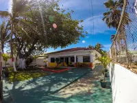Villa Sarie Bay - parking