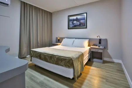 生活里奧克拉羅飯店