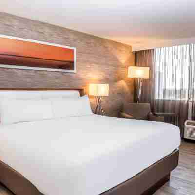 DoubleTree by Hilton Kitchener Rooms