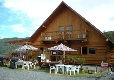 Strawberry Farm Shirasaki Hotels in Gobo