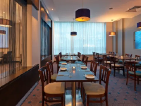 普利茅斯萊昂納多酒店 普利茅斯酒店