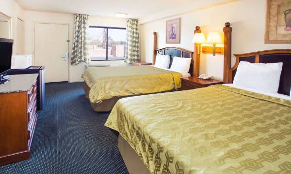 Travelodge by Wyndham Indio