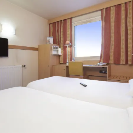 Kyriad Montbéliard Sochaux Hôtel & Spa